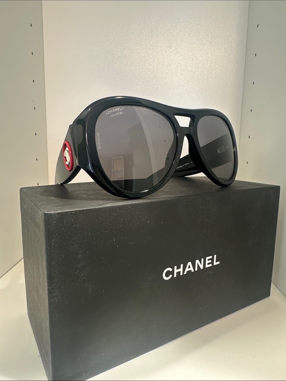 CHANEL 5508 Pilot Sunglasses NWOT Full Inclusion